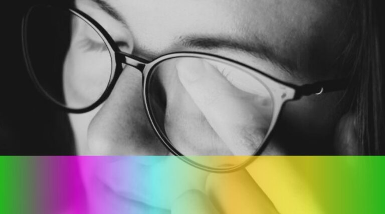 Secchezza oculare: cause, sintomi e come trattarla efficacemente con sostituti lacrimali